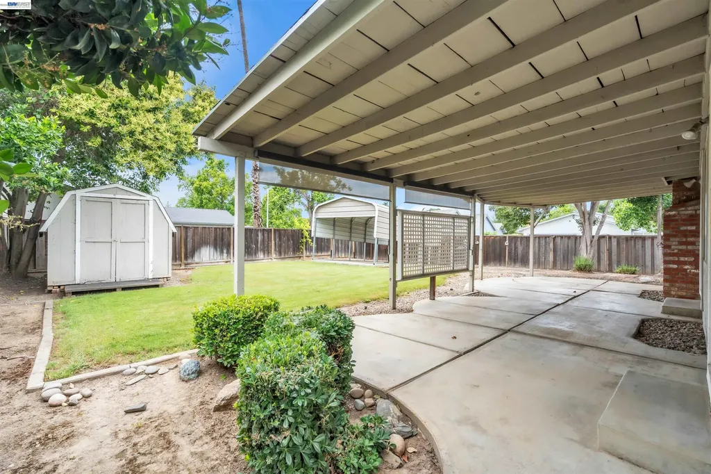1290 Lakehurst Road Livermore CA 94551