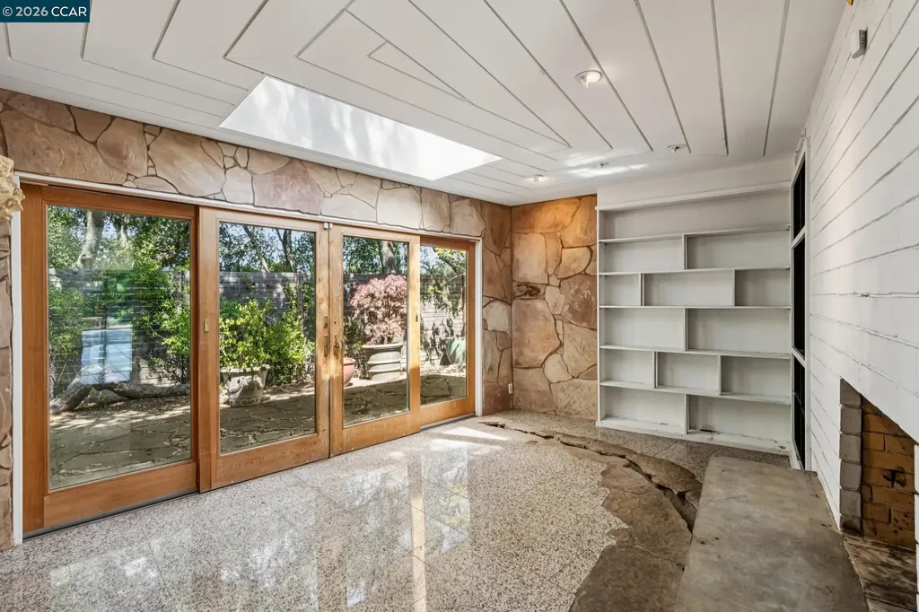 5 Oak Flat Road Orinda CA 94563