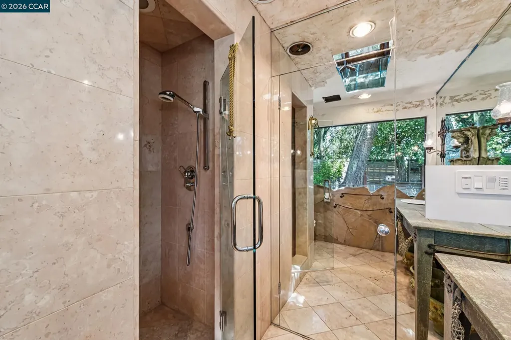 5 Oak Flat Road Orinda CA 94563