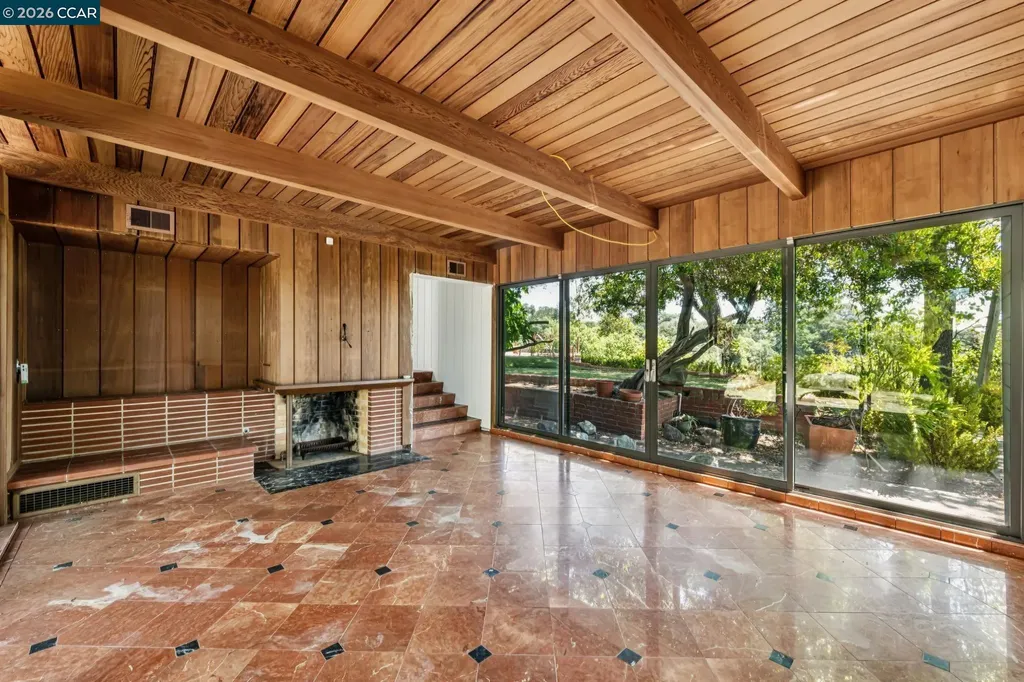 5 Oak Flat Road Orinda CA 94563