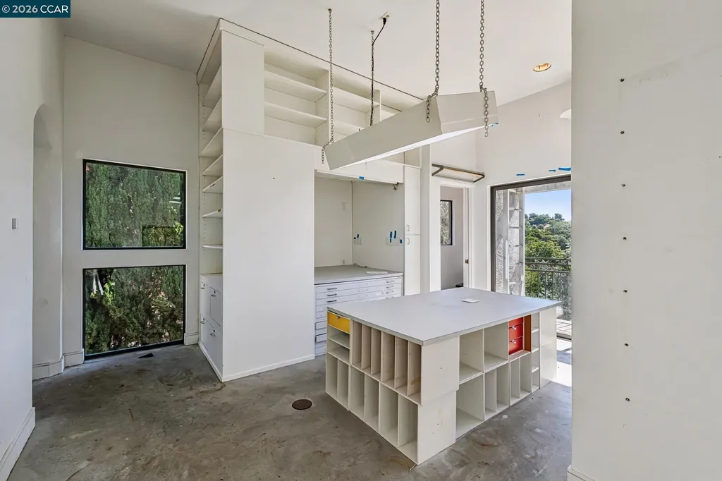 5 Oak Flat Road Orinda CA 94563
