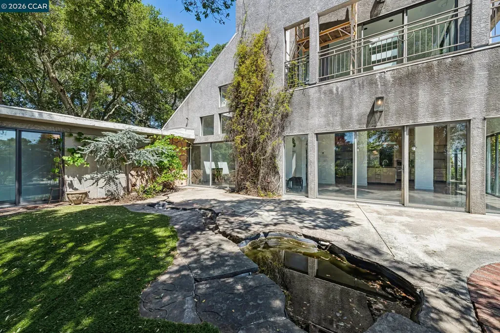 5 Oak Flat Road Orinda CA 94563