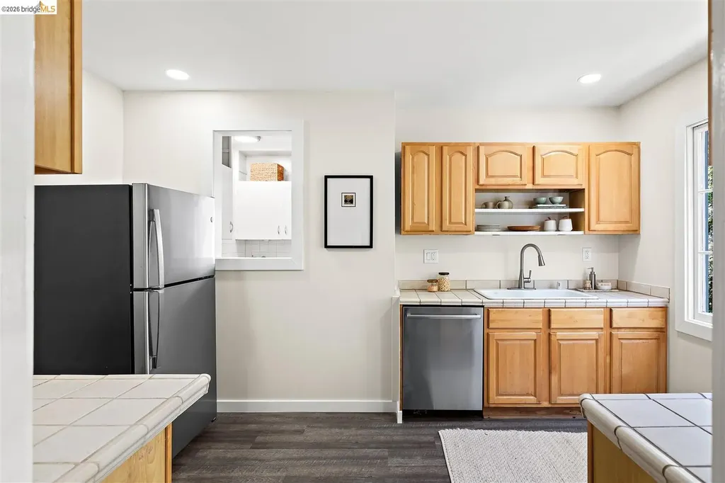 1418 Spruce Street Berkeley CA 94709