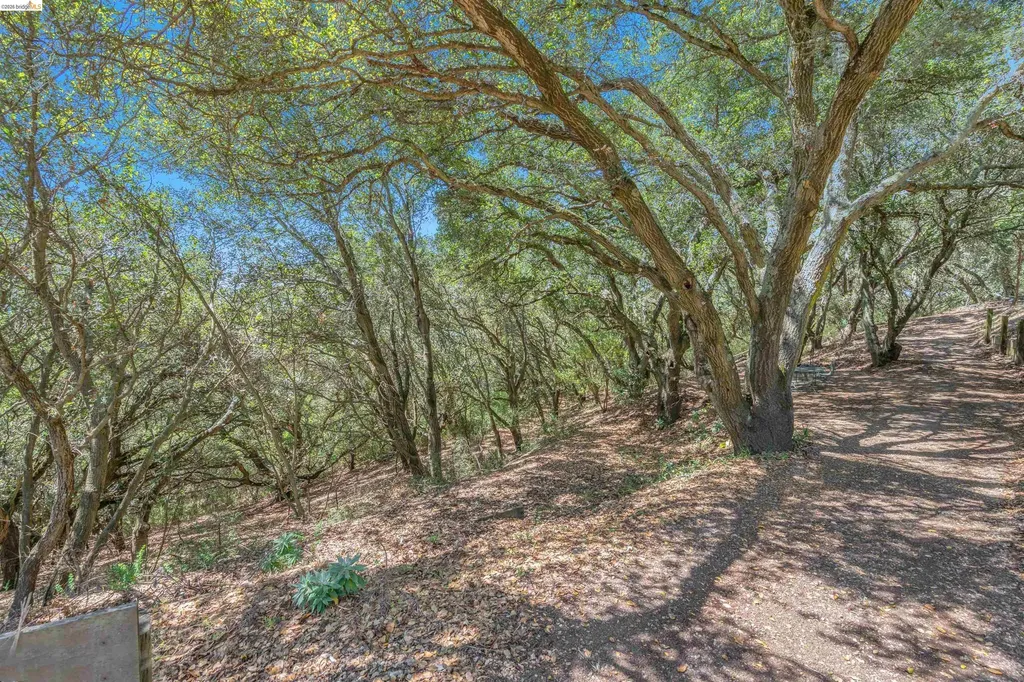 7001 Monte Verde Road El Sobrante CA 94803