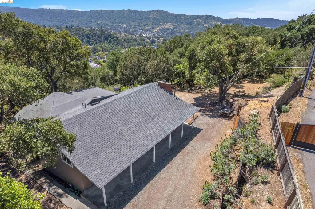 7001 Monte Verde Road El Sobrante CA 94803