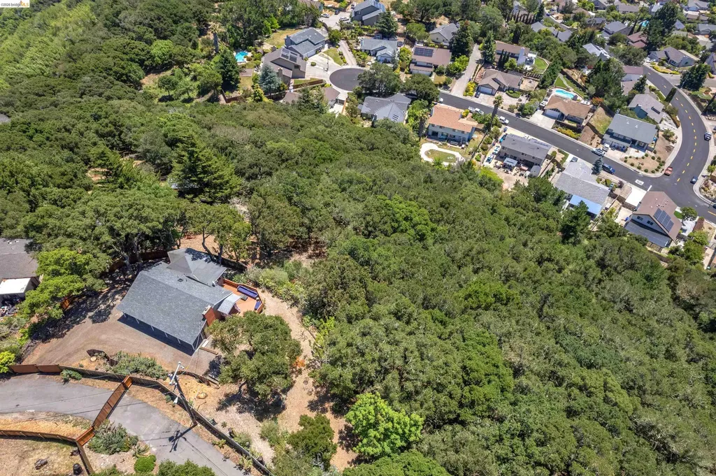 7001 Monte Verde Road El Sobrante CA 94803