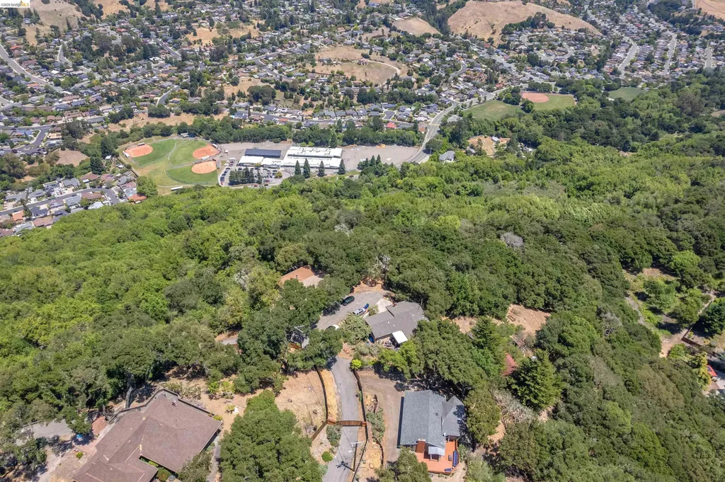 7001 Monte Verde Road El Sobrante CA 94803