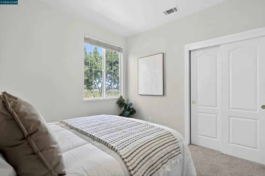 221 Victory Way Suisun City CA 94585
