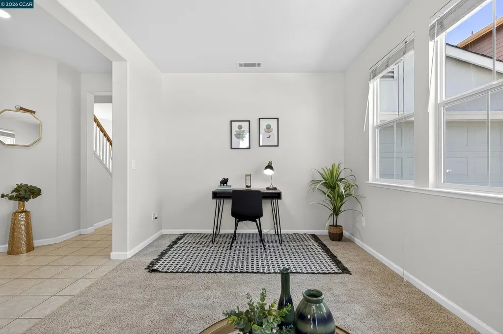 221 Victory Way Suisun City CA 94585