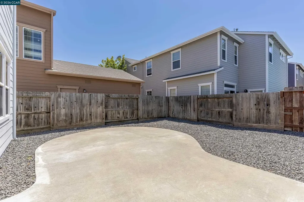 221 Victory Way Suisun City CA 94585