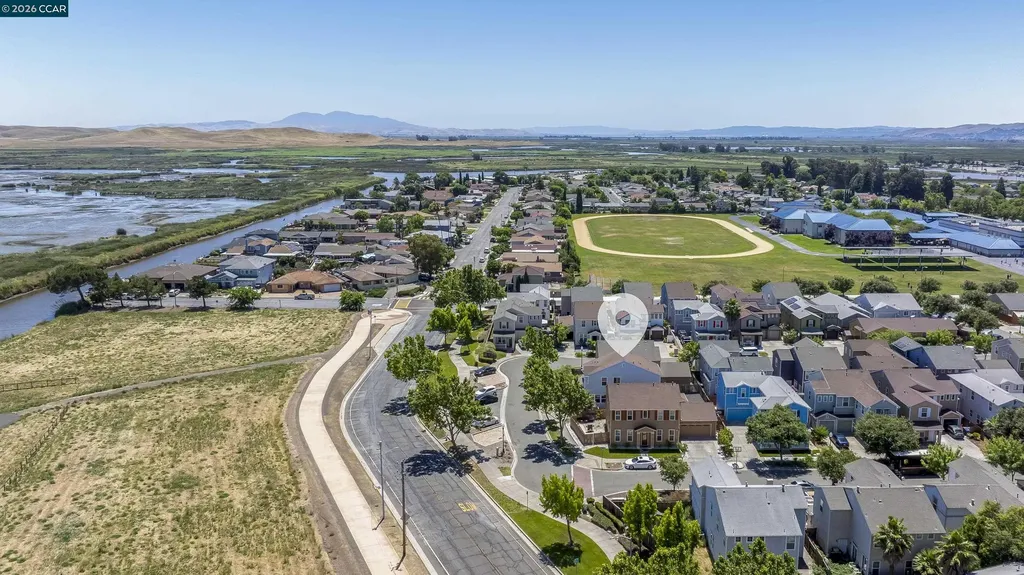 221 Victory Way Suisun City CA 94585