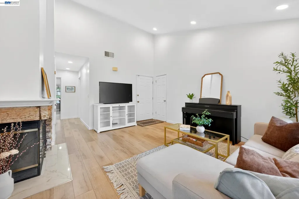 610 Canyon Woods Court San Ramon CA 94582