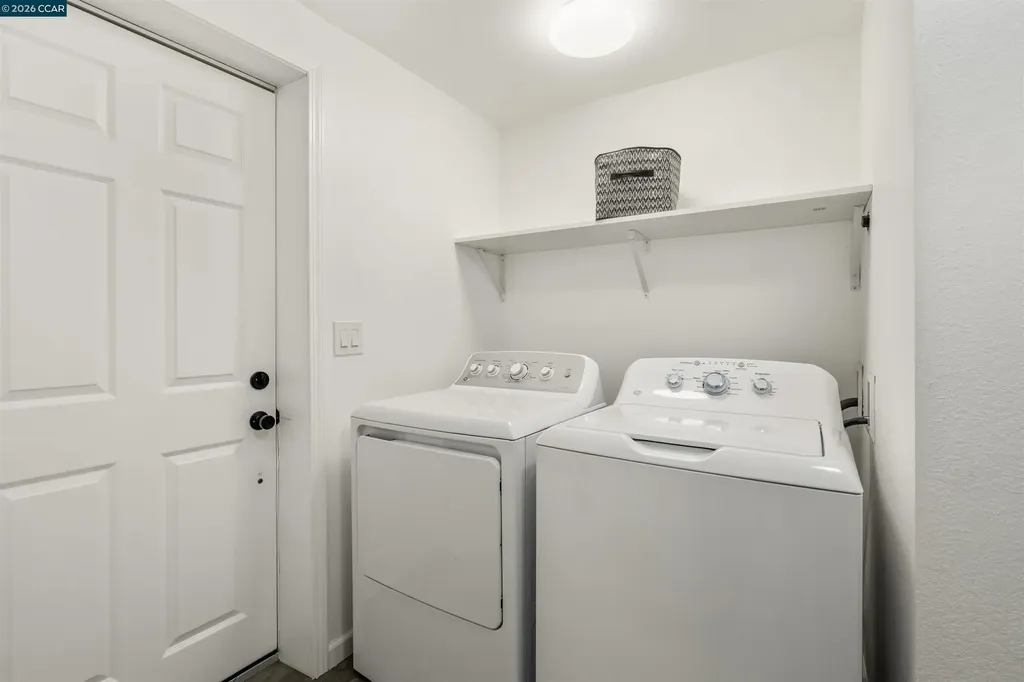 2593 El Portal Drive San Pablo CA 94806