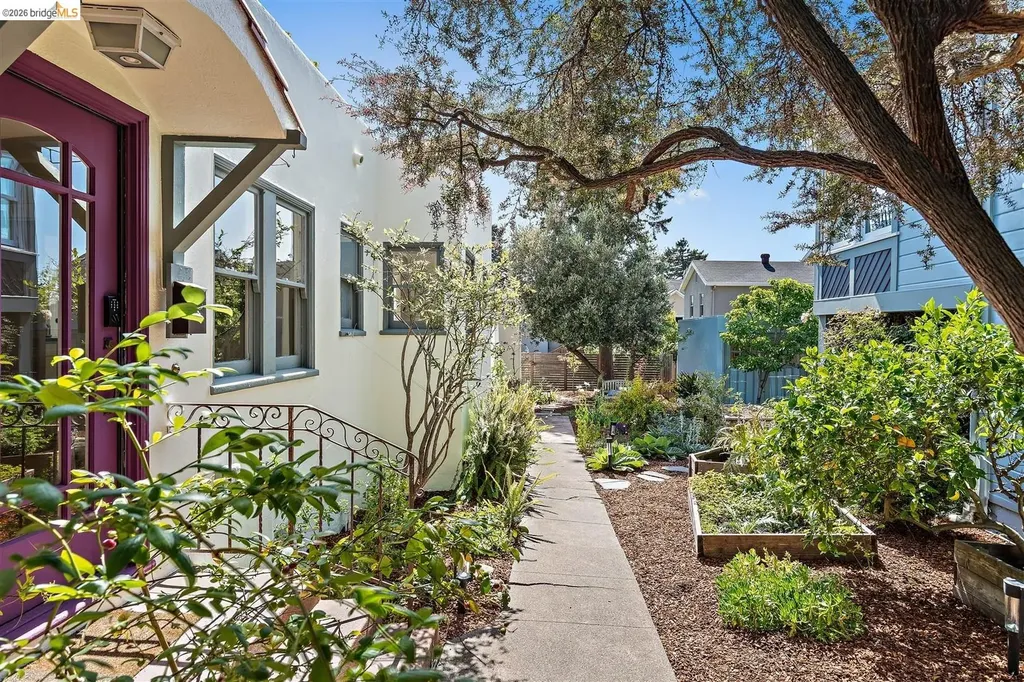1418 Spruce Street Berkeley CA 94709