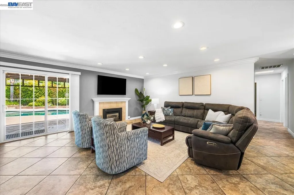 960 Kern Court Livermore CA 94551