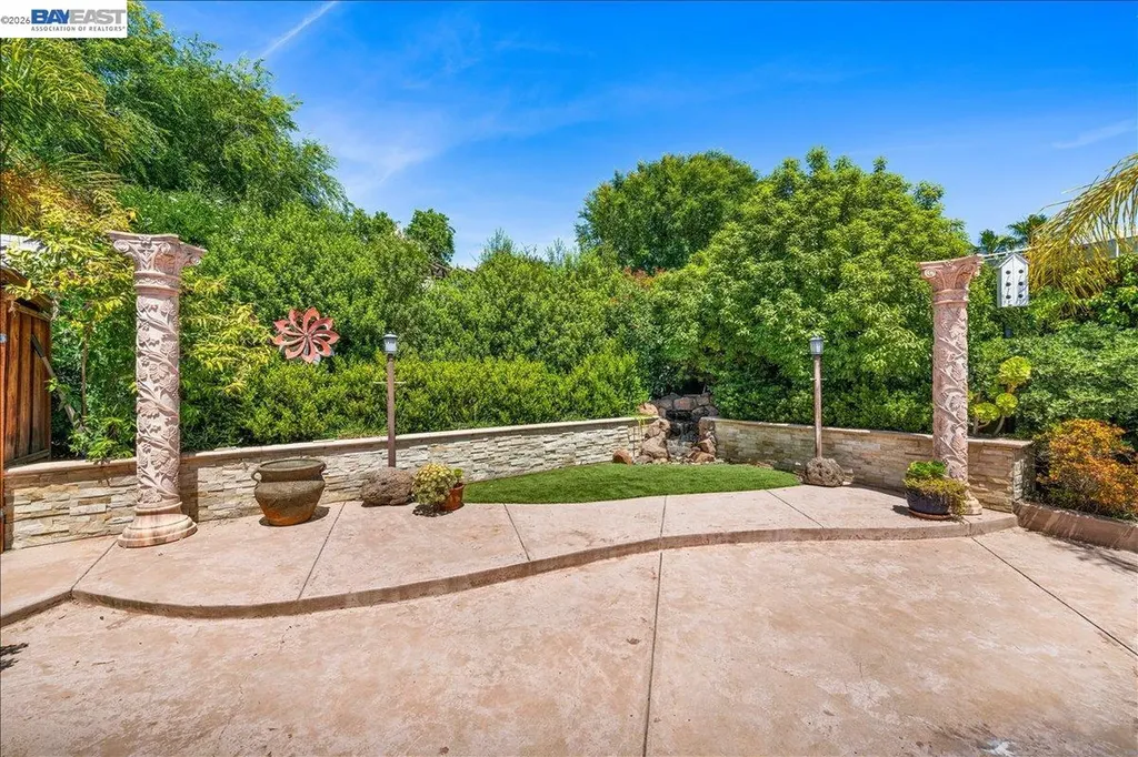 960 Kern Court Livermore CA 94551