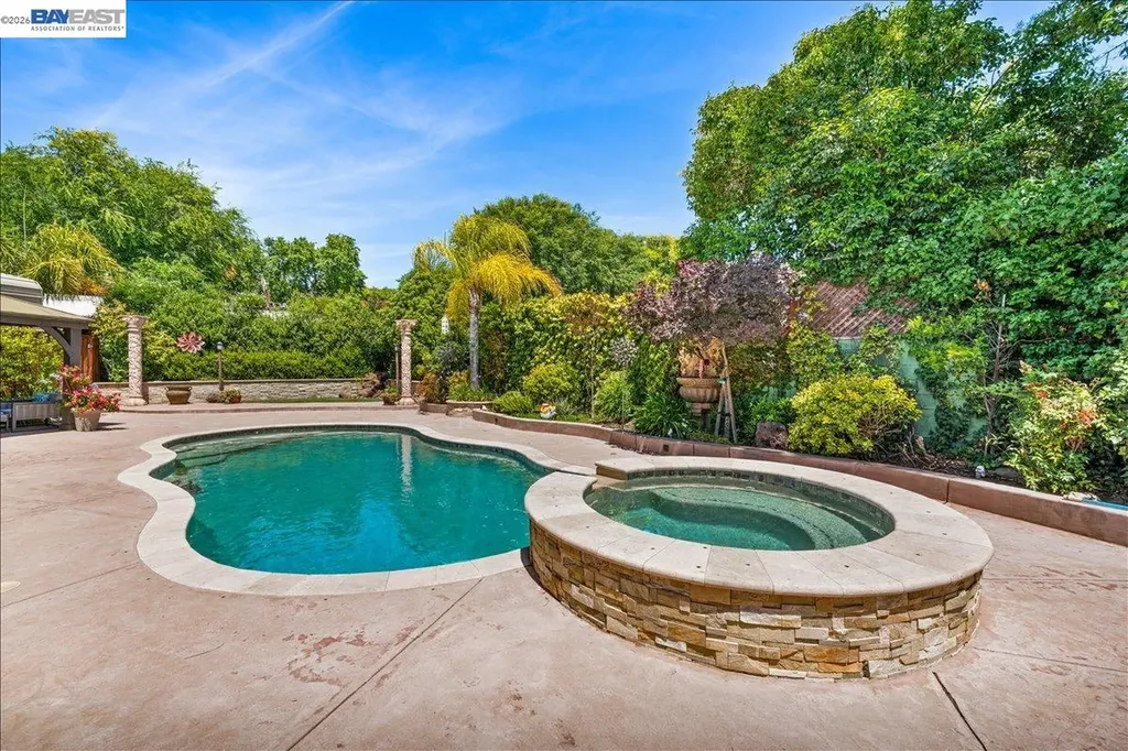 960 Kern Court Livermore CA 94551