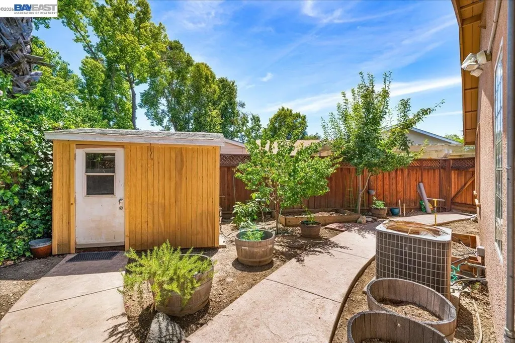 960 Kern Court Livermore CA 94551