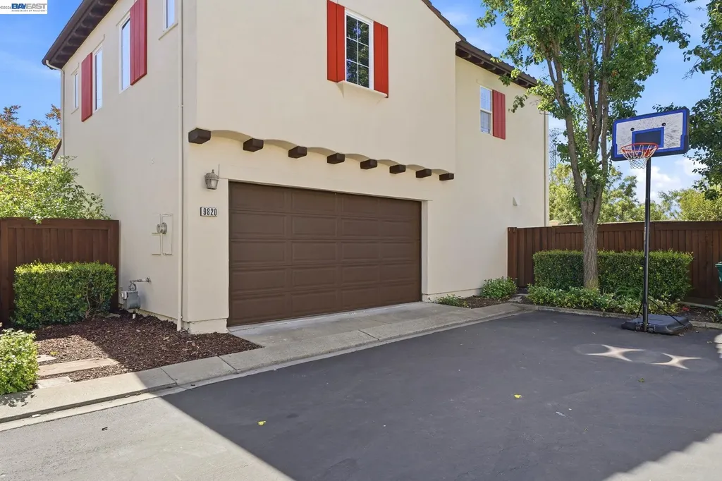 9820 Belladonna Drive San Ramon CA 94582
