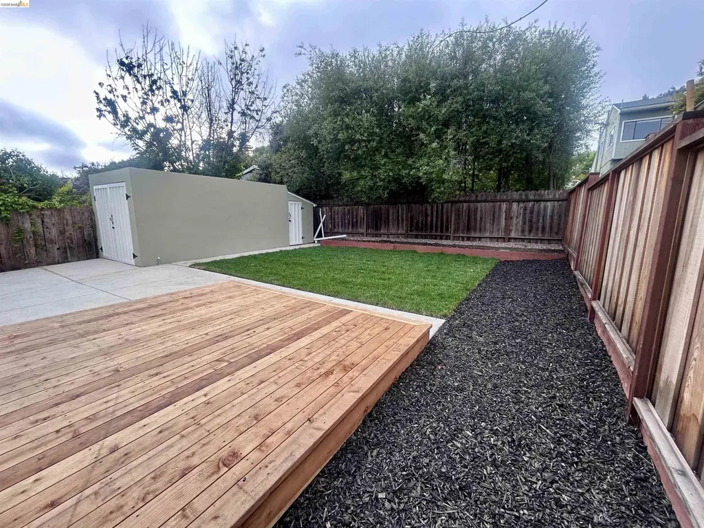 1643 Oak View Avenue Kensington CA 94707