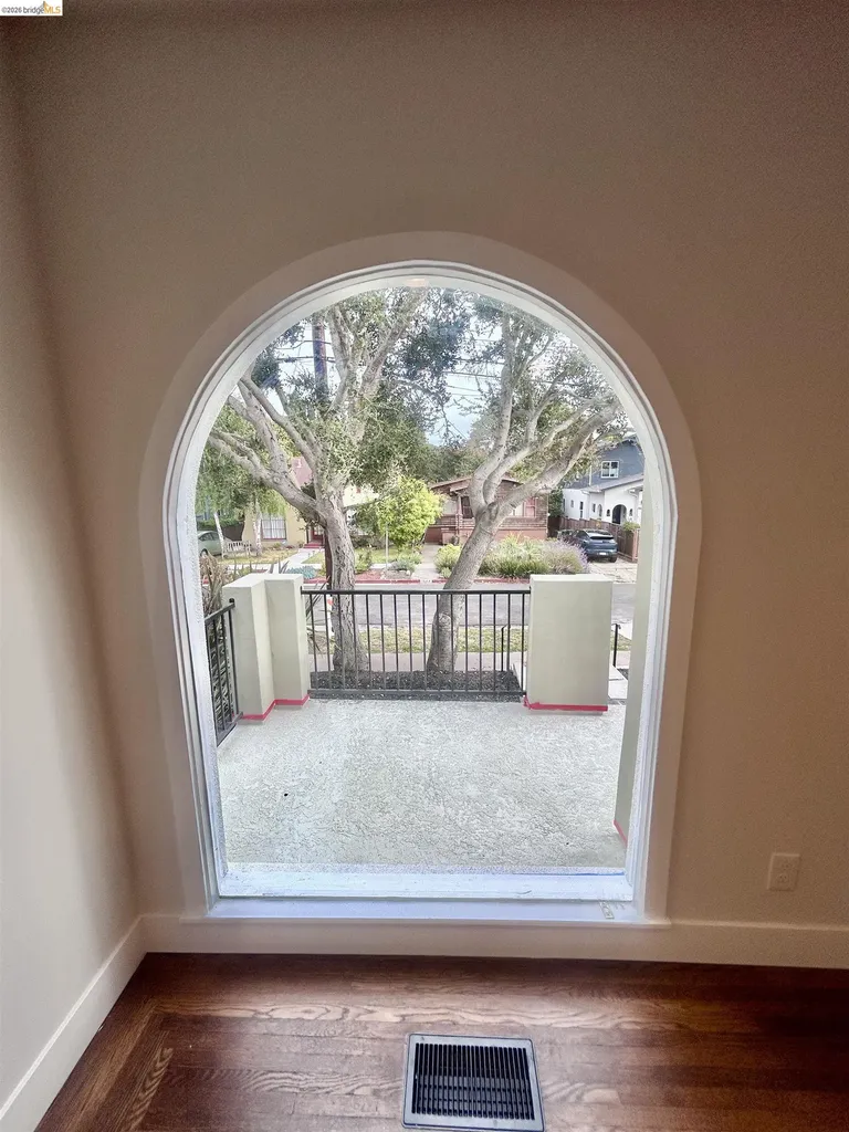 1643 Oak View Avenue Kensington CA 94707