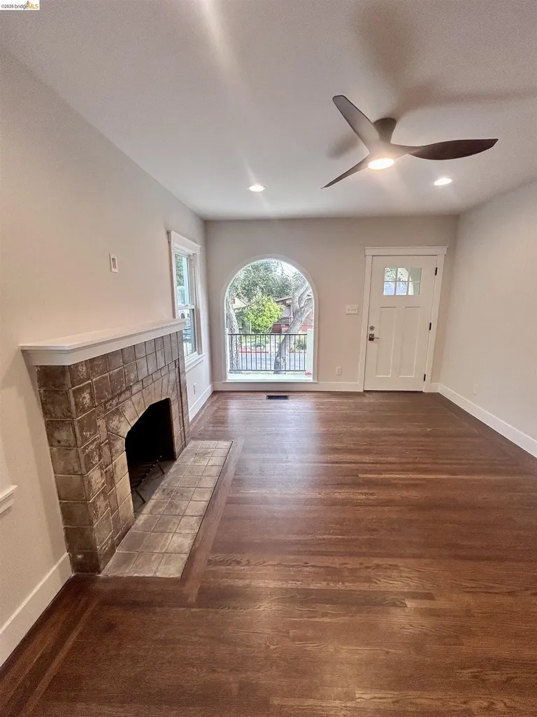 1643 Oak View Avenue Kensington CA 94707