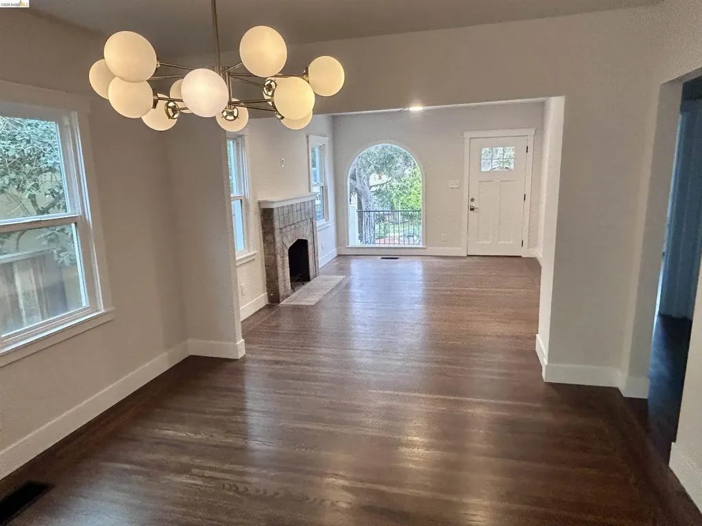 1643 Oak View Avenue Kensington CA 94707