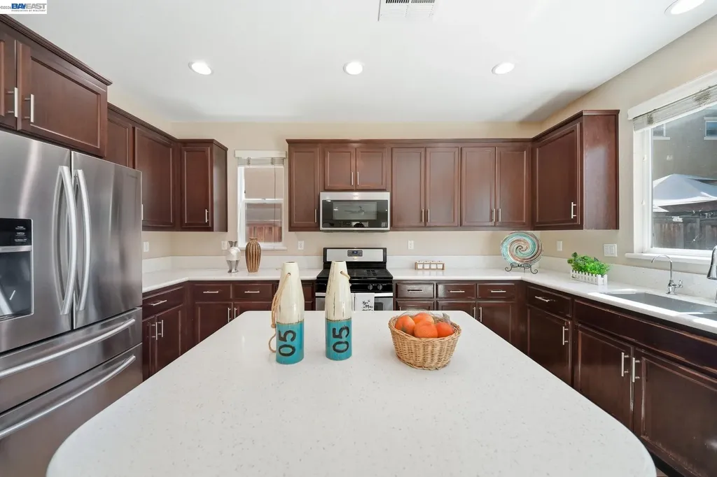 2631 Clarita Drive Pittsburg CA 94565