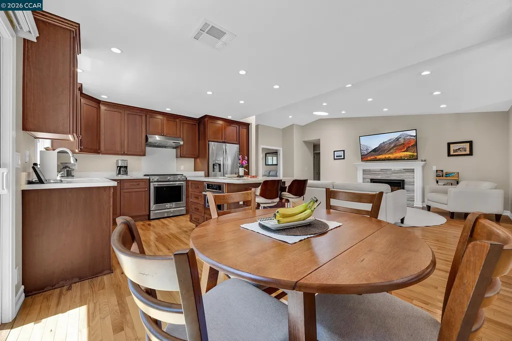 8 Bath Court San Ramon CA 94583