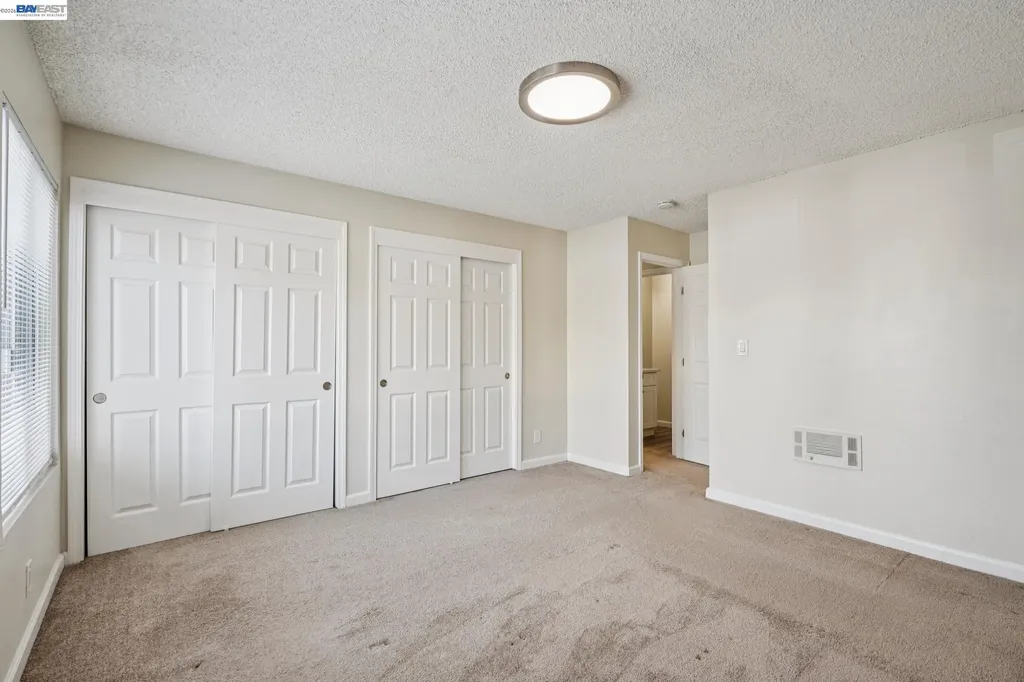 960 Shorepoint Court Alameda CA 94501