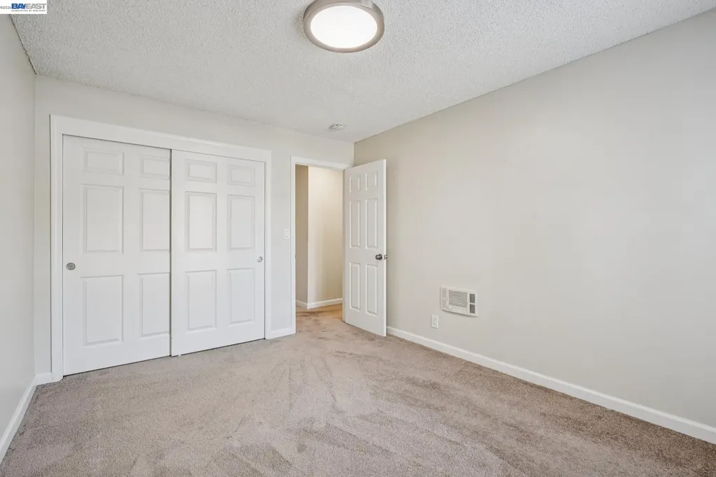 960 Shorepoint Court Alameda CA 94501