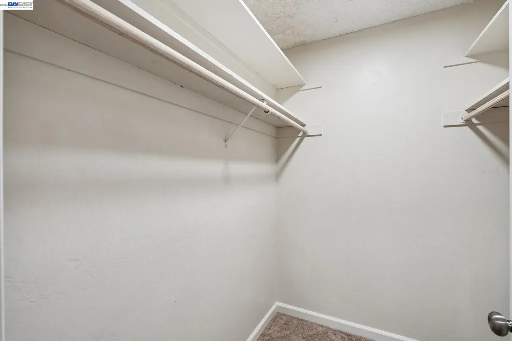 960 Shorepoint Court Alameda CA 94501