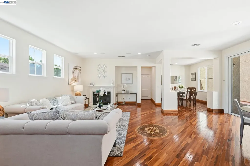 107 Olmsted Court Pittsburg CA 94565