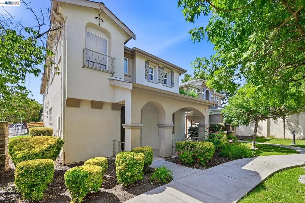 107 Olmsted Court Pittsburg CA 94565