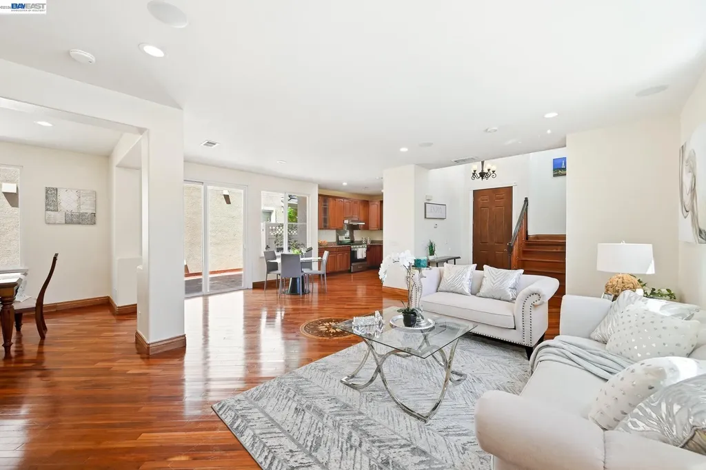 107 Olmsted Court Pittsburg CA 94565