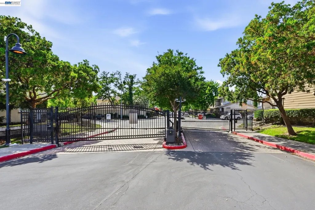 107 Olmsted Court Pittsburg CA 94565