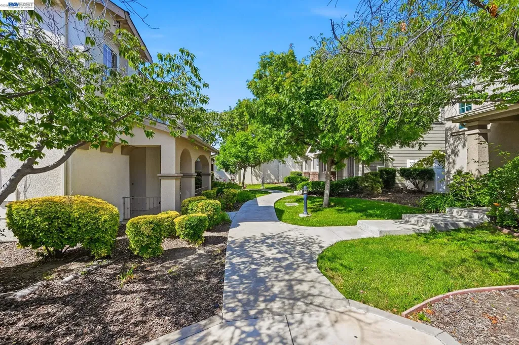 107 Olmsted Court Pittsburg CA 94565