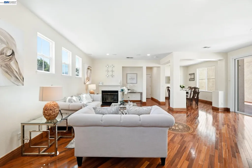 107 Olmsted Court Pittsburg CA 94565