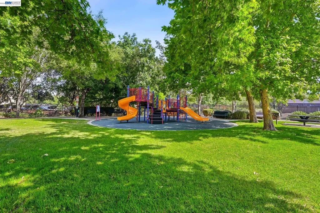 107 Olmsted Court Pittsburg CA 94565