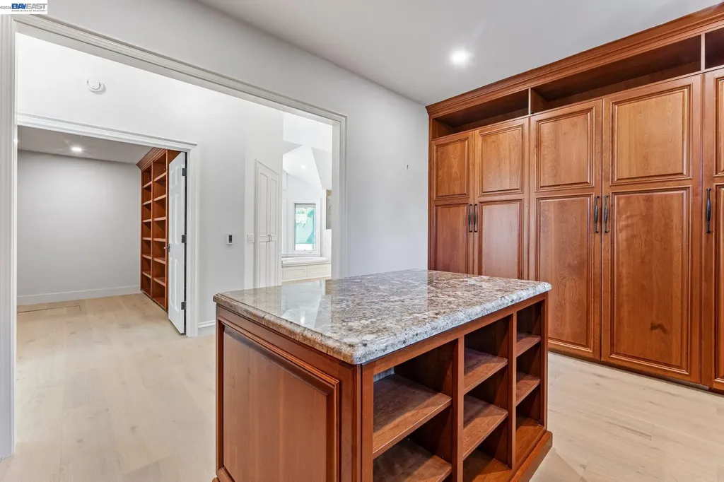 1080 Finley Road Pleasanton CA 94588