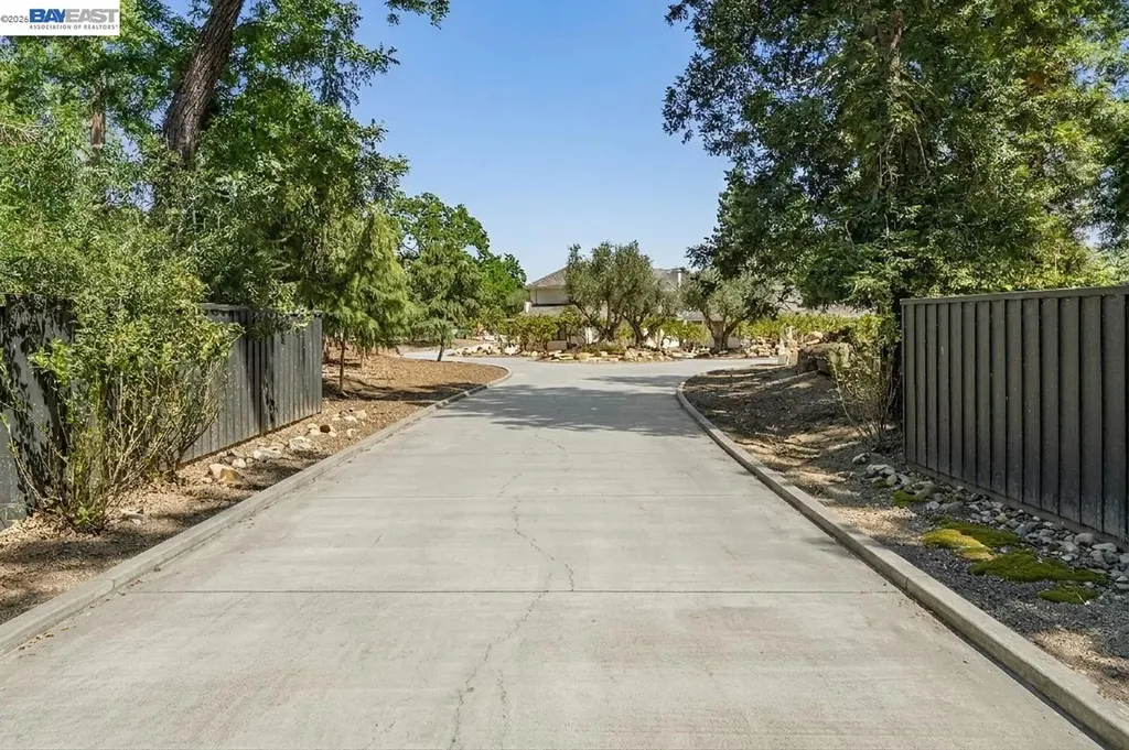 1080 Finley Road Pleasanton CA 94588