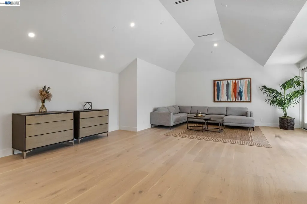 1080 Finley Road Pleasanton CA 94588
