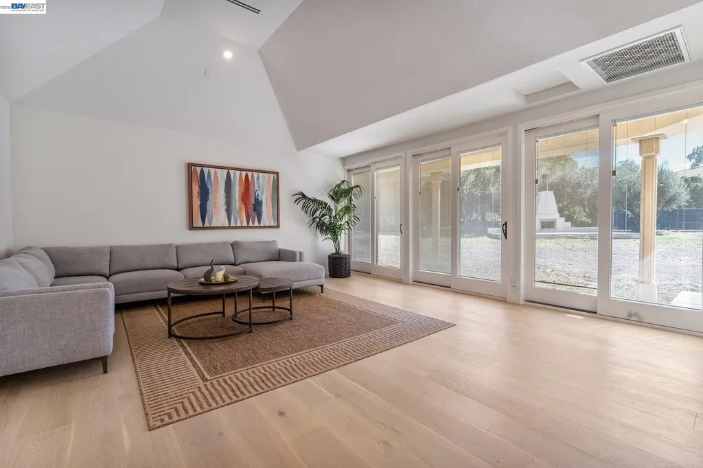 1080 Finley Road Pleasanton CA 94588