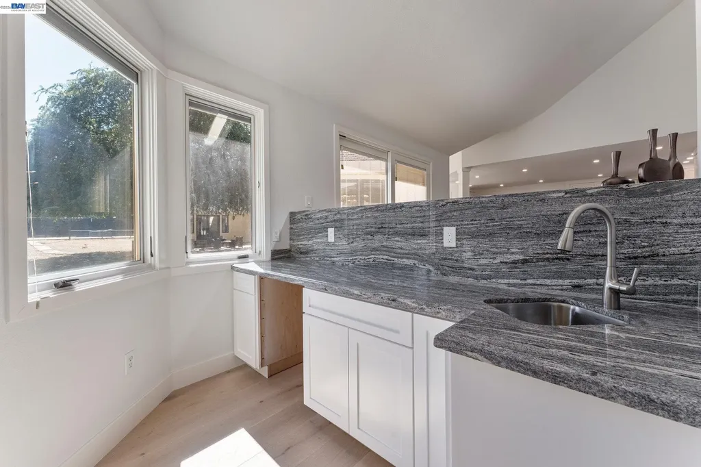 1080 Finley Road Pleasanton CA 94588