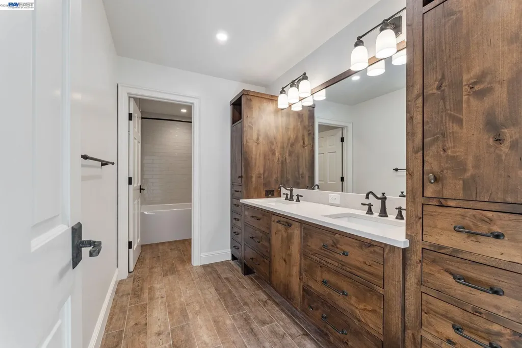 1080 Finley Road Pleasanton CA 94588