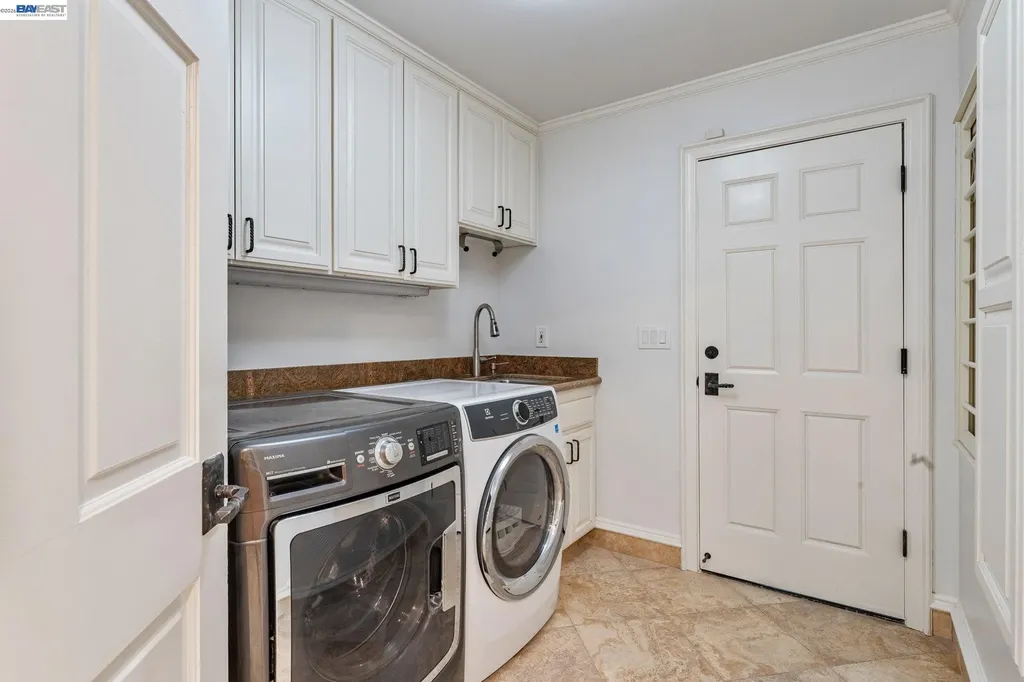 1080 Finley Road Pleasanton CA 94588