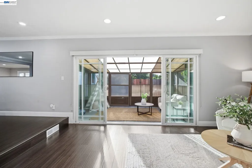 6221 Broadway Avenue Newark CA 94560