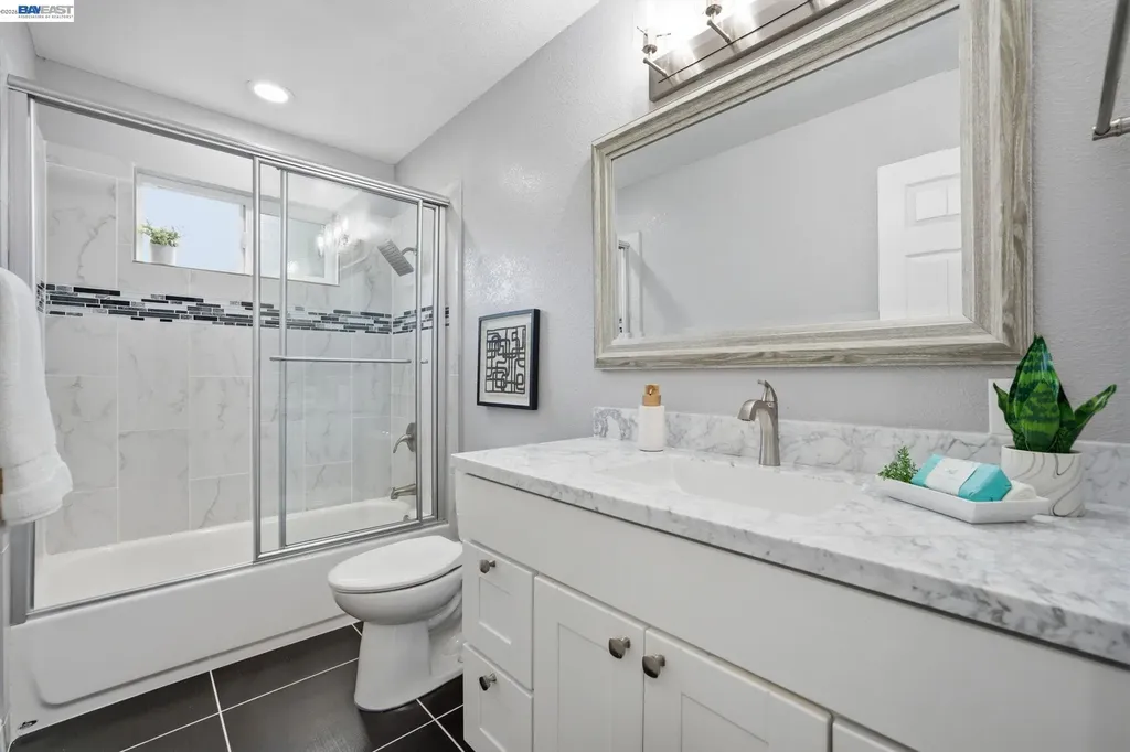 6221 Broadway Avenue Newark CA 94560