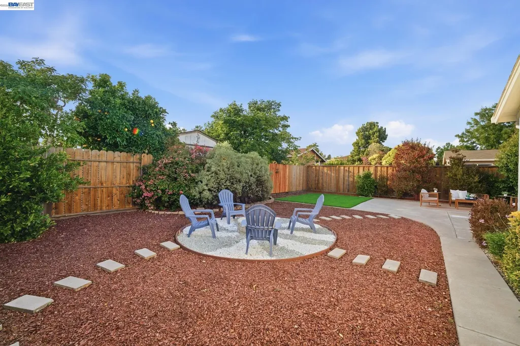 6221 Broadway Avenue Newark CA 94560