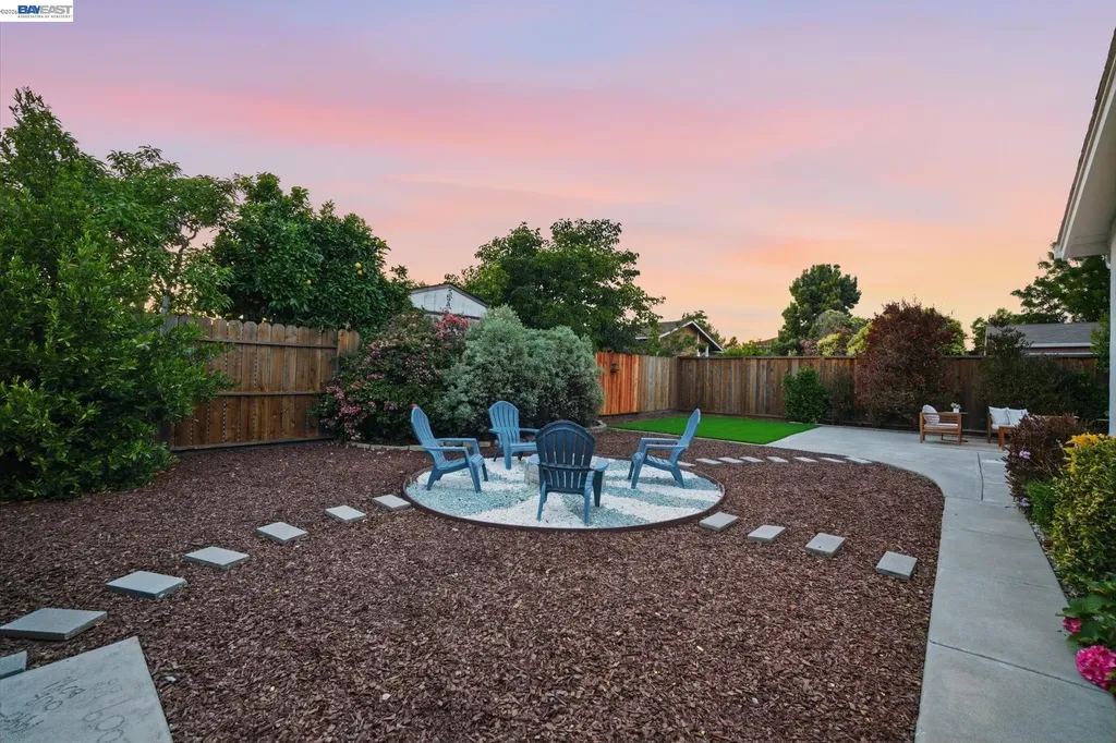 6221 Broadway Avenue Newark CA 94560